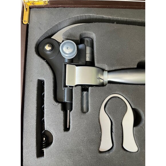 Connoisseur Corkscrew Deluxe Wood Box Set 6 Pieces plus Case - Picture 5 of 7